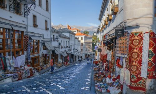 Překlady z albánštiny a překlady do albánštiny